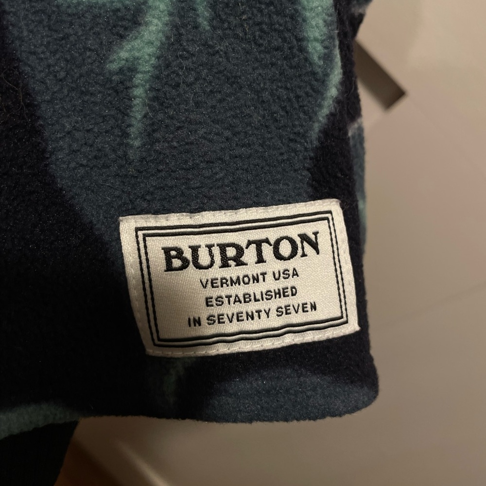 Girls or Women’s Burton helmet face mask fleece floral